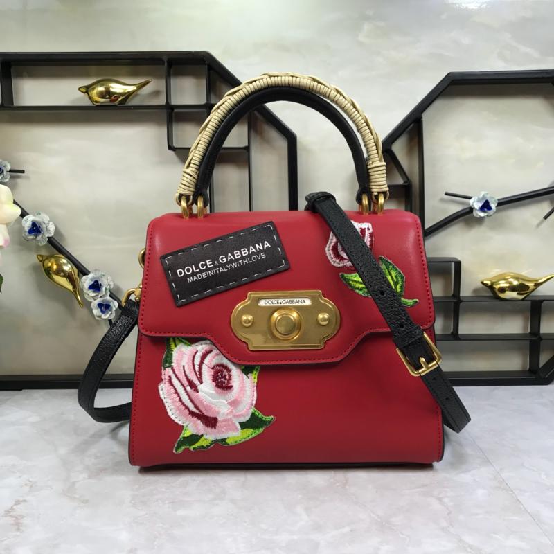 D&G Shoulder Chain Bag BB6374 color printing of a flower in red